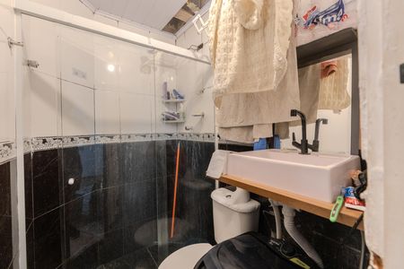 Banheiro de apartamento para alugar com 1 quarto, 28m² em Tatuapé, São Paulo