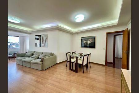 Apartamento à venda com 167m², 4 quartos e 3 vagas