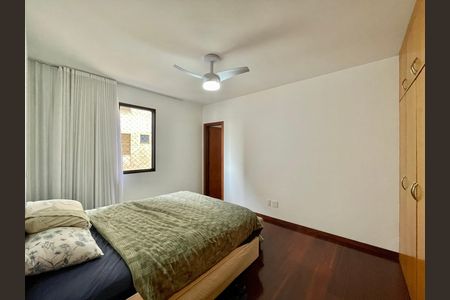 Apartamento à venda com 167m², 4 quartos e 3 vagas