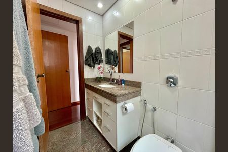 Apartamento à venda com 167m², 4 quartos e 3 vagas