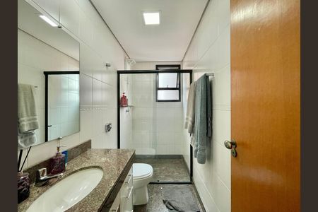 Apartamento à venda com 167m², 4 quartos e 3 vagas