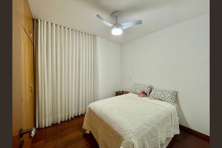 Apartamento à venda com 167m², 4 quartos e 3 vagas