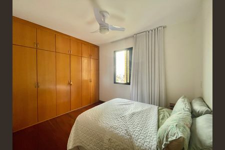 Apartamento à venda com 167m², 4 quartos e 3 vagas