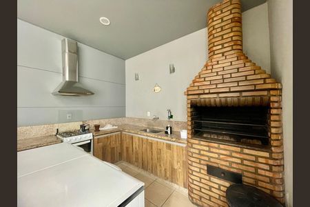 Apartamento à venda com 167m², 4 quartos e 3 vagas