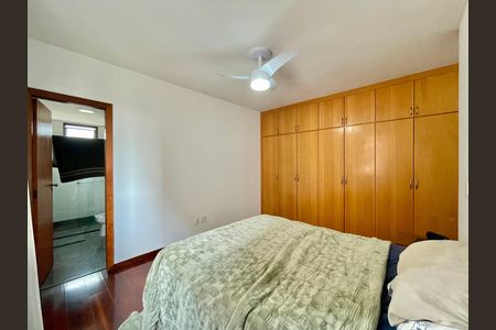 Apartamento à venda com 167m², 4 quartos e 3 vagas