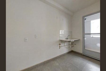 Cozinha de apartamento à venda com 1 quarto, 42m² em Várzea de Baixo, São Paulo