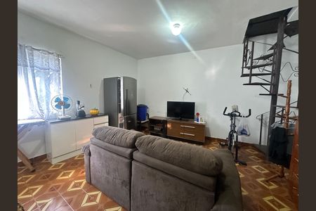 Casa à venda com 323m², 3 quartos e 10 vagas Casa à venda com 323m², 3 quartos e 10 vagasSala