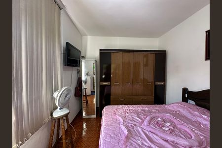 Casa à venda com 323m², 3 quartos e 10 vagas Casa à venda com 323m², 3 quartos e 10 vagasSuíte