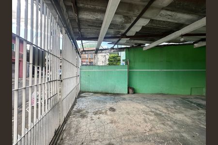 Casa à venda com 323m², 3 quartos e 10 vagas Casa à venda com 323m², 3 quartos e 10 vagasGaragem