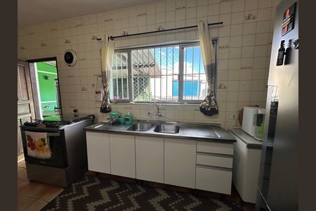 Casa à venda com 323m², 3 quartos e 10 vagas Casa à venda com 323m², 3 quartos e 10 vagasCozinha