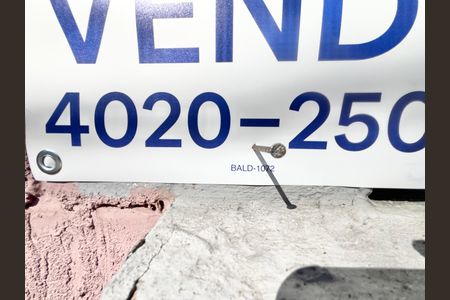 Casa à venda com 55m², 2 quartos e 1 vaga Casa à venda com 55m², 2 quartos e 1 vagaFachada/Placa