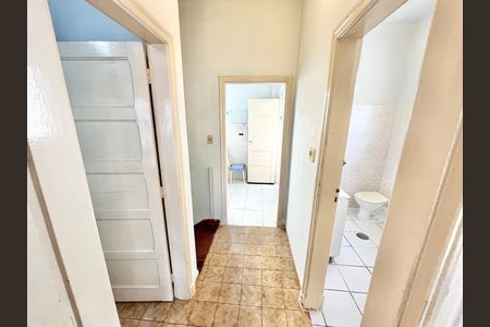 Casa à venda com 55m², 2 quartos e 1 vaga Casa à venda com 55m², 2 quartos e 1 vagaCorredor