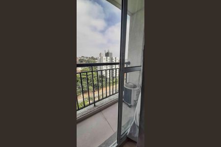 Studio para alugar com 25m², 1 quarto e sem vaga Studio para alugar com 25m², 1 quarto e sem vagaSacada