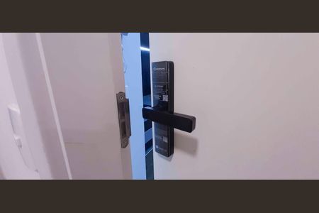 Studio para alugar com 25m², 1 quarto e sem vaga Studio para alugar com 25m², 1 quarto e sem vagaFechadura Eletrônica