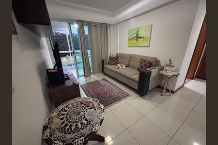 Apartamento à venda com 93m², 3 quartos e 1 vaga Apartamento à venda com 93m², 3 quartos e 1 vagaSala