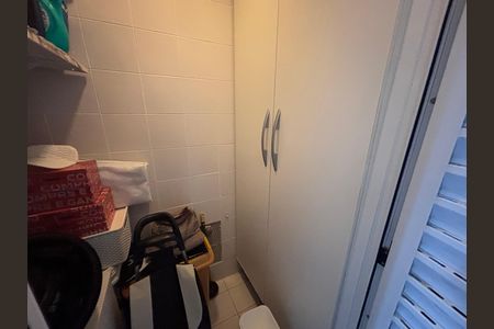 Apartamento à venda com 93m², 3 quartos e 1 vaga Apartamento à venda com 93m², 3 quartos e 1 vagaDespensa