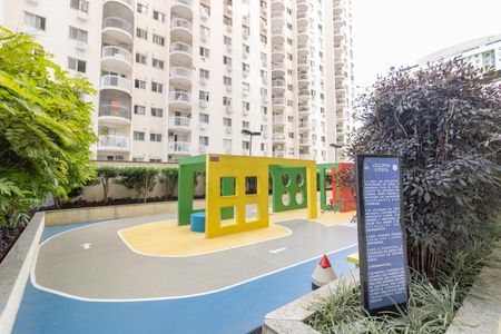 Apartamento à venda com 93m², 3 quartos e 1 vaga Apartamento à venda com 93m², 3 quartos e 1 vagaÁrea comum