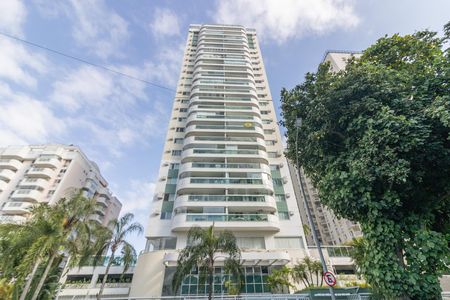 Apartamento à venda com 93m², 3 quartos e 1 vaga Apartamento à venda com 93m², 3 quartos e 1 vagaFachada