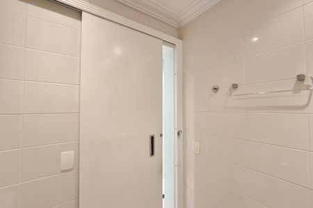 Apartamento para alugar com 60m², 3 quartos e sem vaga Apartamento para alugar com 60m², 3 quartos e sem vagaBanheiro Social
