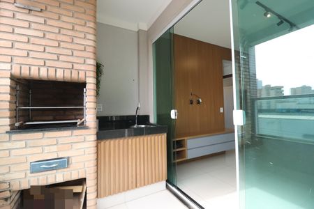Varanda de apartamento para alugar com 2 quartos, 60m² em Saraiva, Uberlândia
