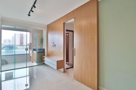 Sala de apartamento para alugar com 2 quartos, 60m² em Saraiva, Uberlândia