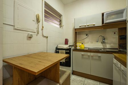 Sala/Cozinha de apartamento para alugar com 1 quarto, 36m² em Pinheiros, São Paulo