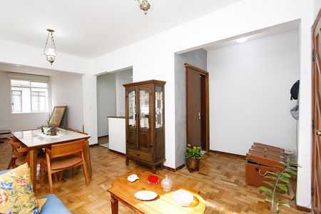 Apartamento para alugar com 100m², 2 quartos e 1 vagaSala