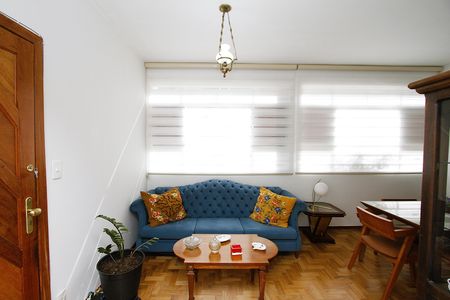 Apartamento para alugar com 100m², 2 quartos e 1 vagaSala
