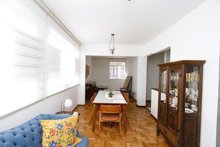 Apartamento para alugar com 100m², 2 quartos e 1 vagaSala
