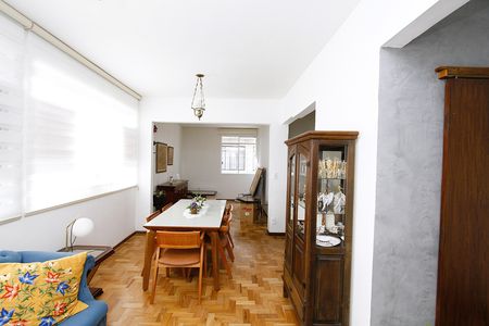 Apartamento para alugar com 100m², 2 quartos e 1 vagaSala