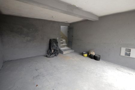 Garagem de casa para alugar com 1 quarto, 65m² em Jardim do Estádio, Santo André