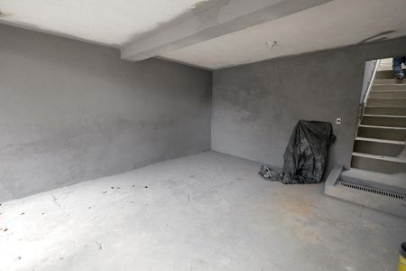 Garagem de casa para alugar com 1 quarto, 65m² em Jardim do Estádio, Santo André