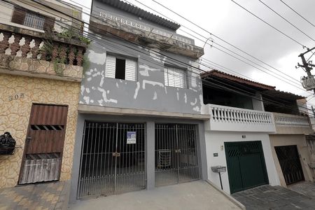Fachada de casa para alugar com 1 quarto, 65m² em Jardim do Estádio, Santo André