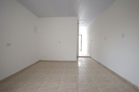 Casa para alugar com 70m², 1 quarto e 1 vaga Casa para alugar com 70m², 1 quarto e 1 vagaSala