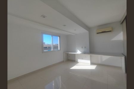 Apartamento para alugar com 165m², 4 quartos e 2 vagasVaranda/cobertura
