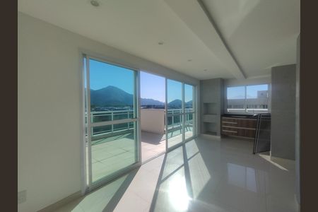 Sala privativa de apartamento para alugar com 4 quartos, 165m² em Barra da Tijuca, Rio de Janeiro