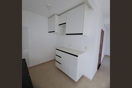 Cozinha de casa de condomínio para alugar com 2 quartos, 84m² em Chácaras São José, São José dos Campos