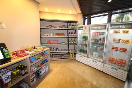Apartamento para alugar com 53m², 1 quarto e 1 vagaÁrea comum - Mini Mercado