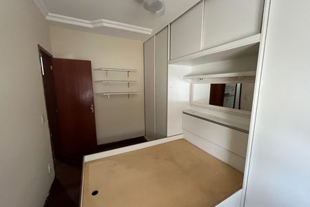 Apartamento à venda com 104m², 3 quartos e 2 vagasQuarto 2