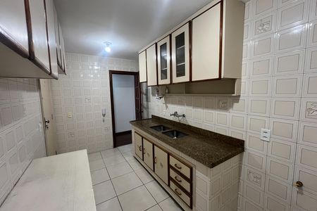Apartamento à venda com 104m², 3 quartos e 2 vagasCozinha