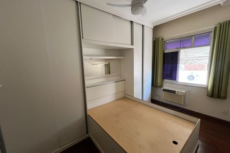 Apartamento à venda com 104m², 3 quartos e 2 vagasQuarto 2