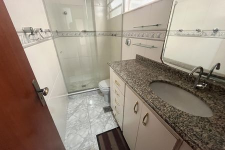 Apartamento à venda com 104m², 3 quartos e 2 vagasBanheiro 1