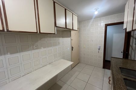 Apartamento à venda com 104m², 3 quartos e 2 vagasCozinha