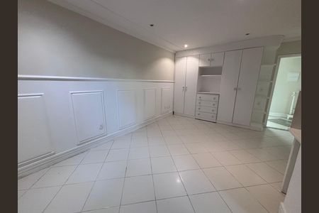 Casa de condomínio para alugar com 580m², 6 quartos e 4 vagas Casa de condomínio para alugar com 580m², 6 quartos e 4 vagasQuarto 4