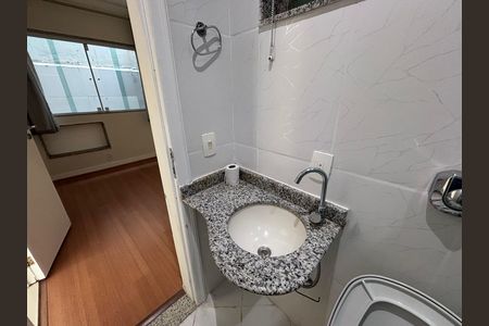Casa de condomínio para alugar com 580m², 6 quartos e 4 vagas Casa de condomínio para alugar com 580m², 6 quartos e 4 vagasBanheiro do Quarto 1