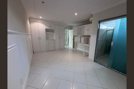 Casa de condomínio para alugar com 580m², 6 quartos e 4 vagas Casa de condomínio para alugar com 580m², 6 quartos e 4 vagasQuarto 4