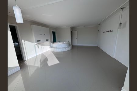 Casa de condomínio para alugar com 580m², 6 quartos e 4 vagas Casa de condomínio para alugar com 580m², 6 quartos e 4 vagasQuarto 5