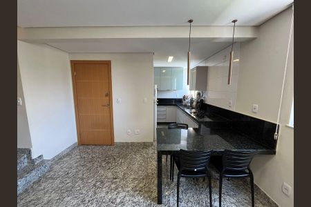 Apartamento à venda com 135m², 2 quartos e 2 vagas Apartamento à venda com 135m², 2 quartos e 2 vagasCozinha