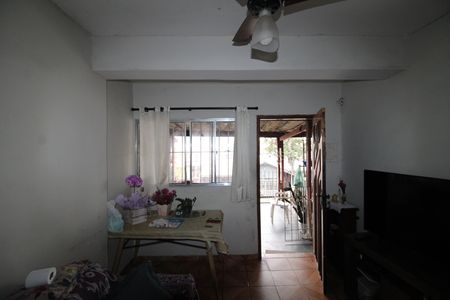 Sala de casa à venda com 4 quartos, 270m² em Vila Prado, São Paulo