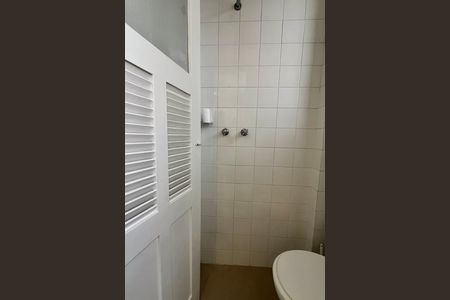 Apartamento à venda com 59m², 1 quarto e sem vaga Apartamento à venda com 59m², 1 quarto e sem vagaBanheiro de serviço